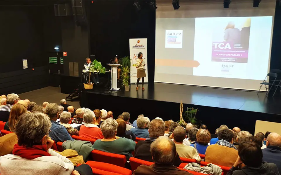 l'association SAB22 représentée par Sylvie Jouêtre au colloque des addictions à Guichen (35) en novembre 2024